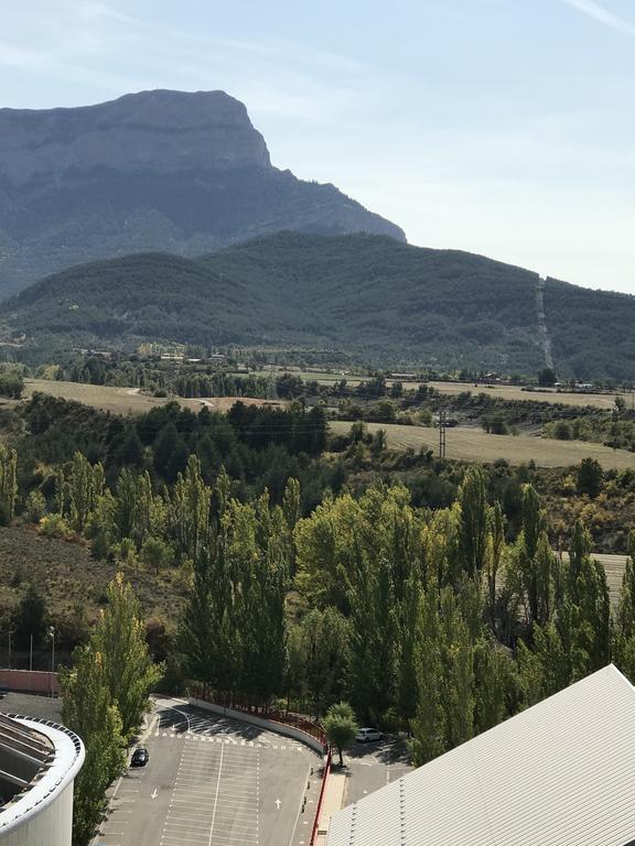 Apartamento Balcon De Jaca I Exterior photo