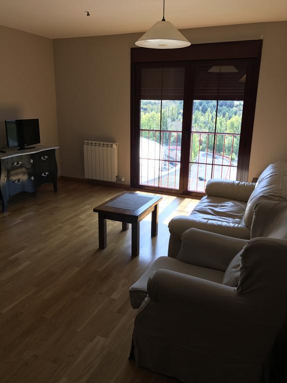 Apartamento Balcon De Jaca I Exterior photo