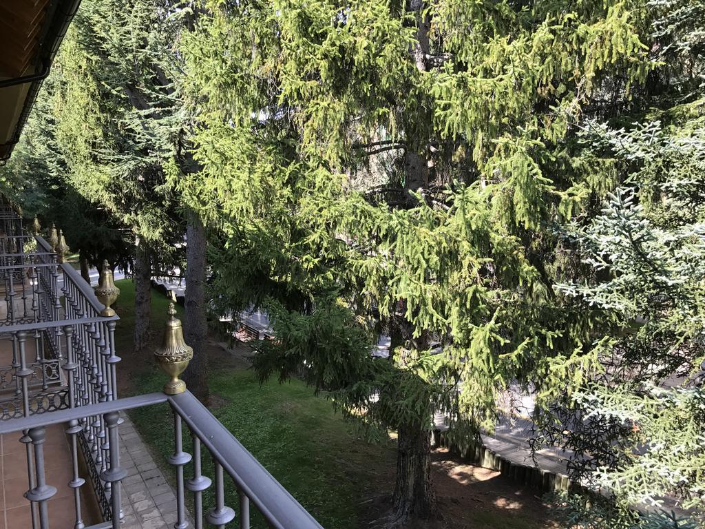 Apartamento Balcon De Jaca I Exterior photo