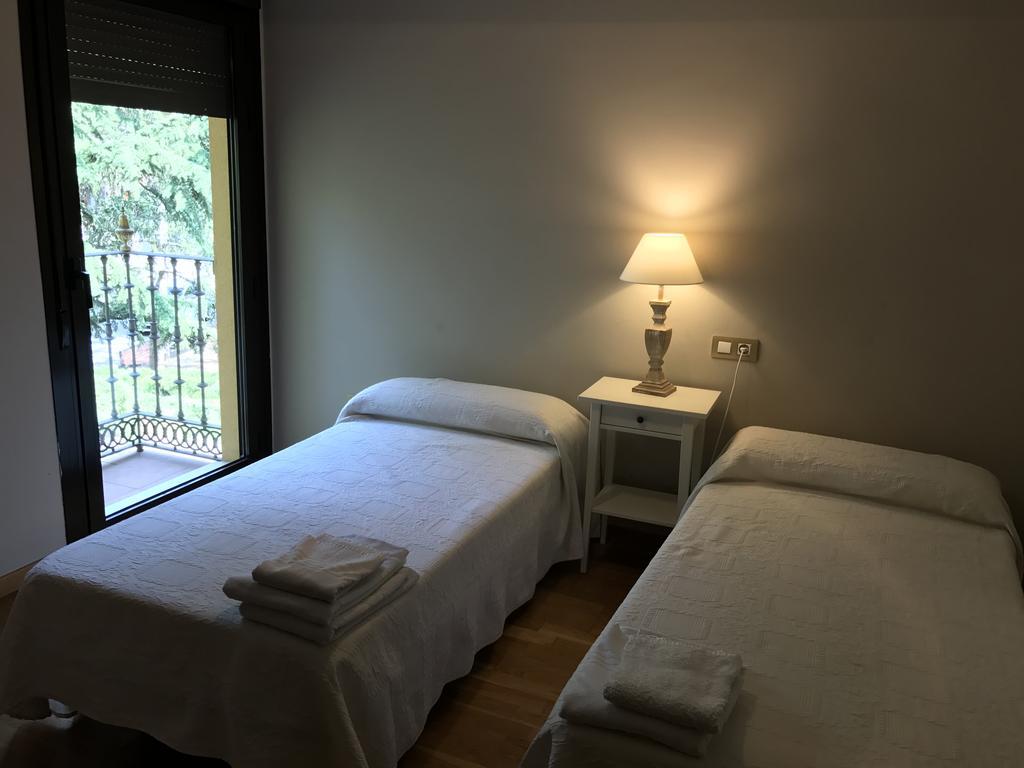 Apartamento Balcon De Jaca I Exterior photo